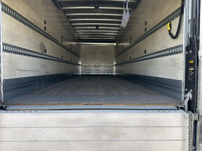 2020 Peterbilt 337 Base