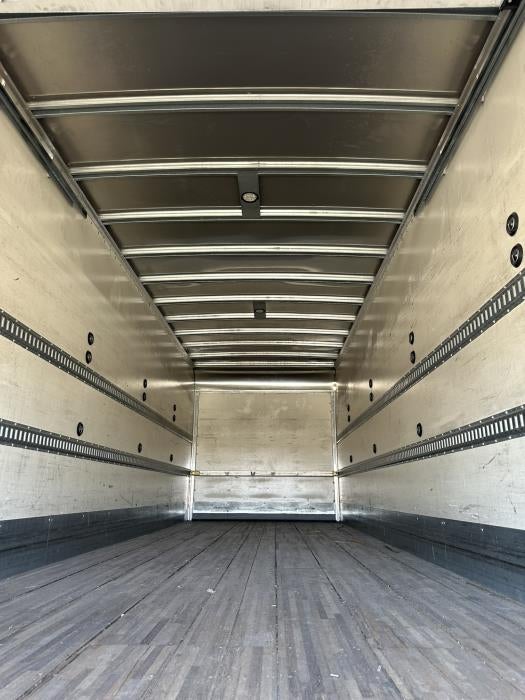 2020 Peterbilt 337 Base