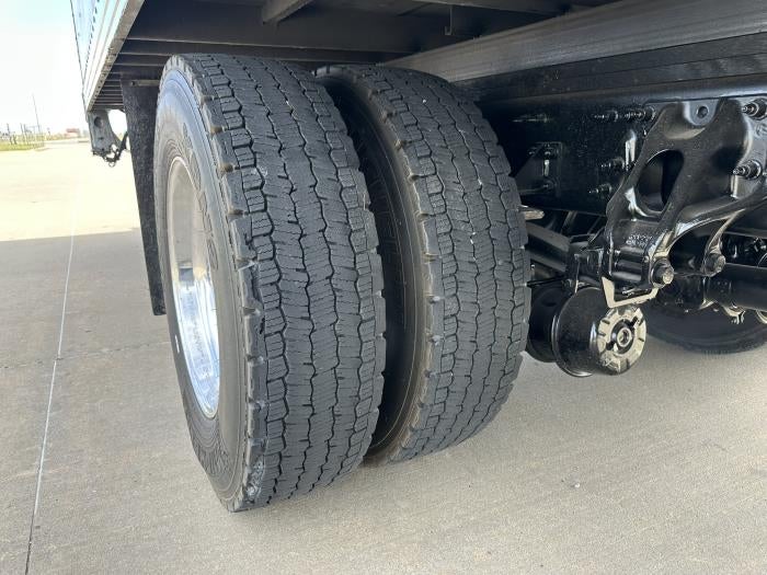 2020 Peterbilt 337 Base