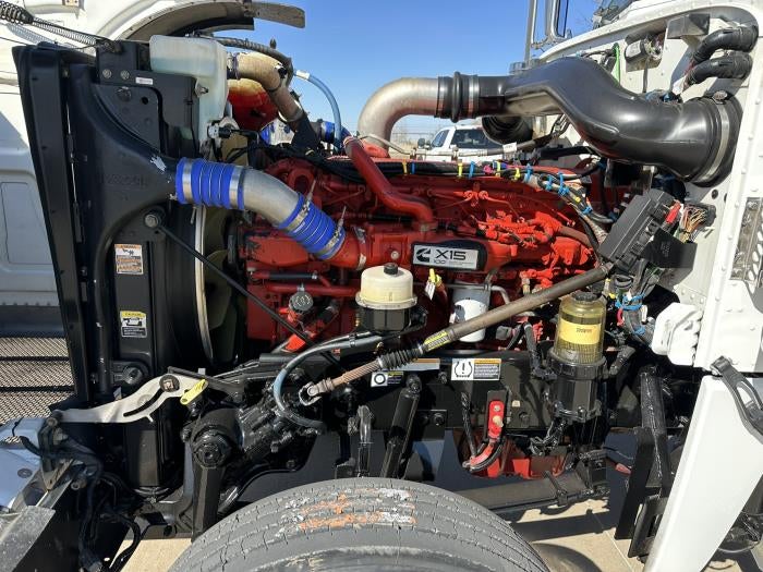 2020 Peterbilt 389 Base