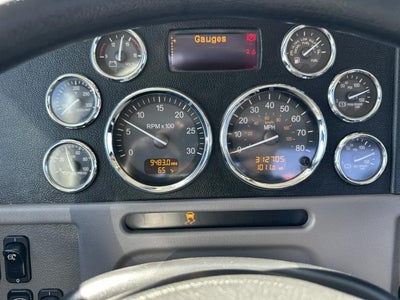 2020 Peterbilt 389 Base