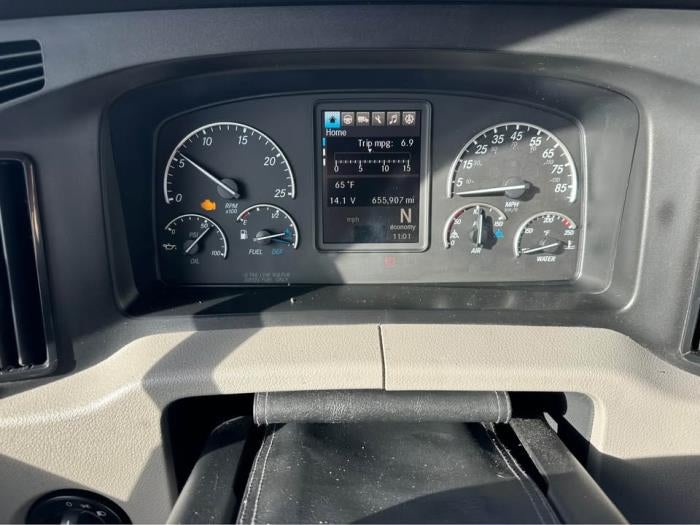 2019 Freightliner Cascadia Base