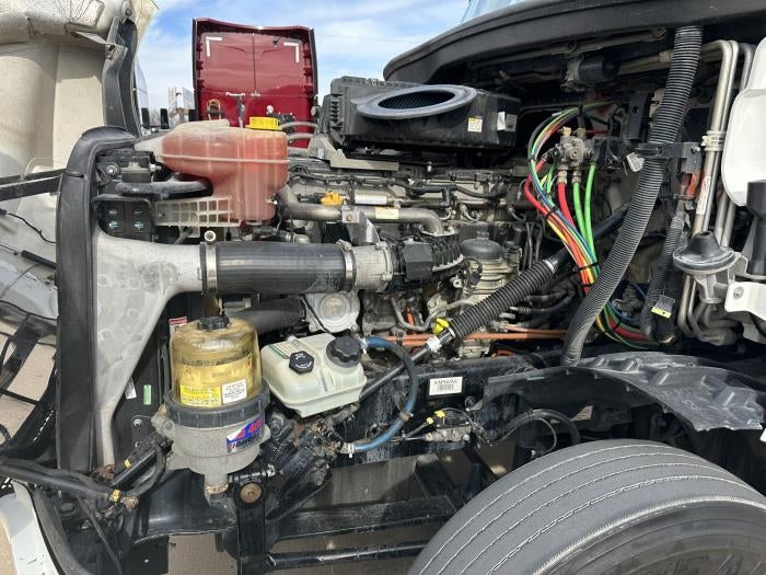 2019 Freightliner Cascadia Base