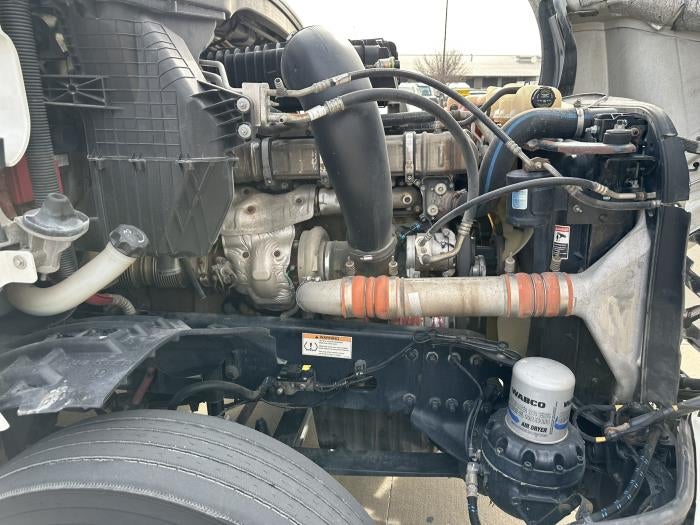 2019 Freightliner Cascadia Base