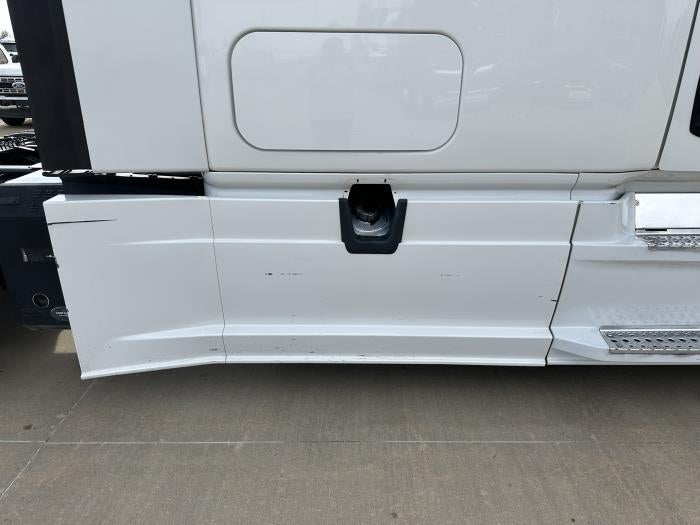 2019 Freightliner Cascadia Base