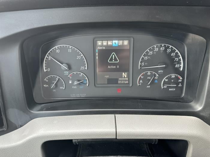 2019 Freightliner Cascadia Base