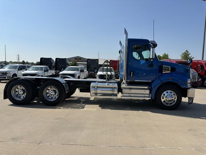 2023 Western Star 4900EX Base