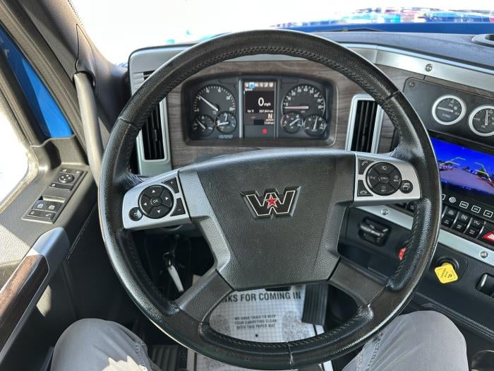 2023 Western Star 4900EX Base